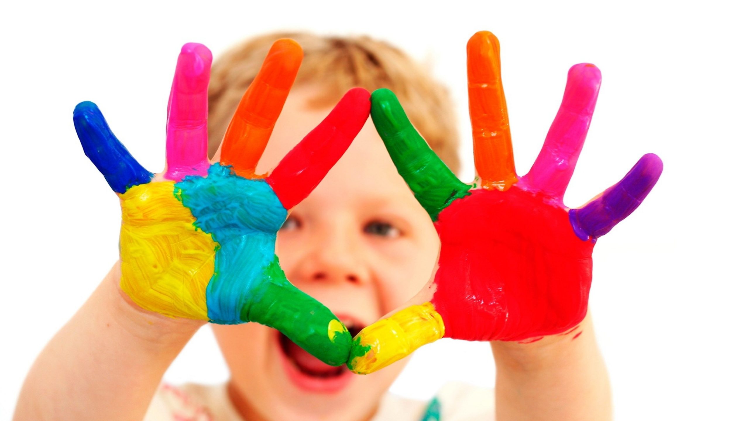 Sobre o “cachimbo eterno” do Folia de Rua e o movimento “Bola, fora!”
