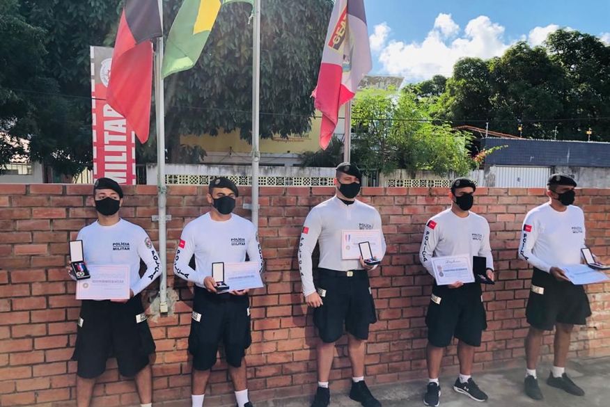 Policiais que frustraram sequestro em João Pessoa são condecorados