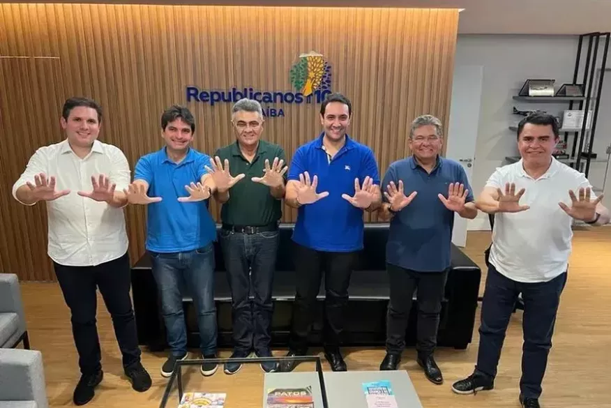 Jullys e Márcio Roberto saem do MDB e se filiam ao Republicanos