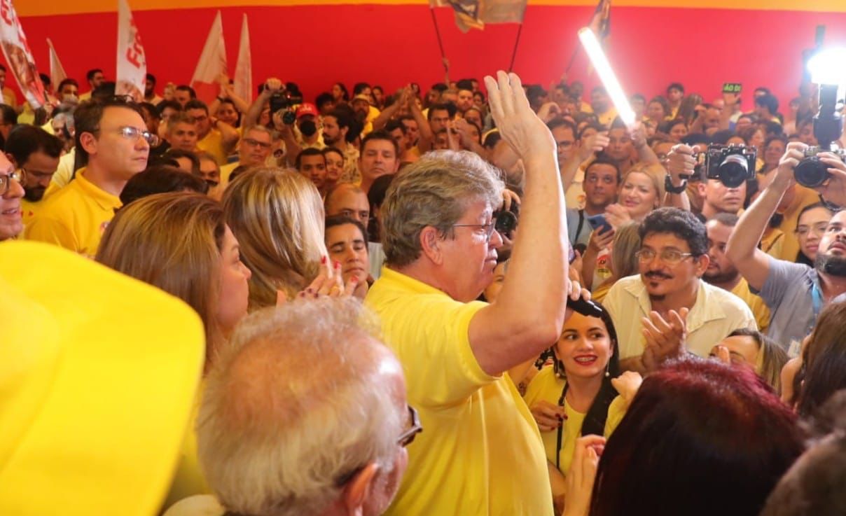 ’Quarentão’: João, Lucas e Pollyanna inauguram comitê central de Campina Grande nesta terça