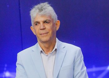 Ricardo Coutinho defende derrubada da Emenda Constitucional 95 e propõe modelo do Orçamento Democrático no Senado