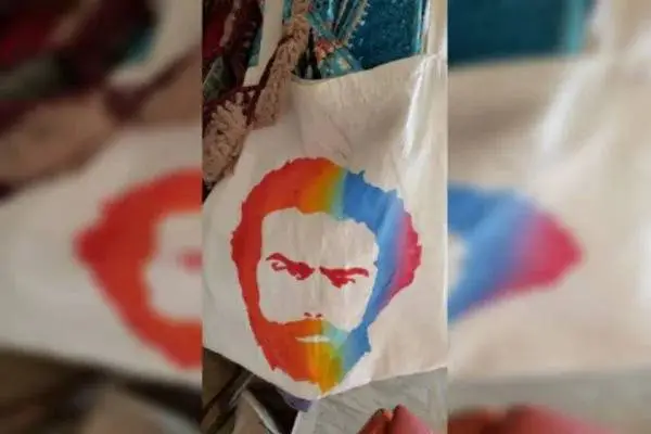 Mulher com bolsa de Lula é espancada: “só bateu, não levou nada”