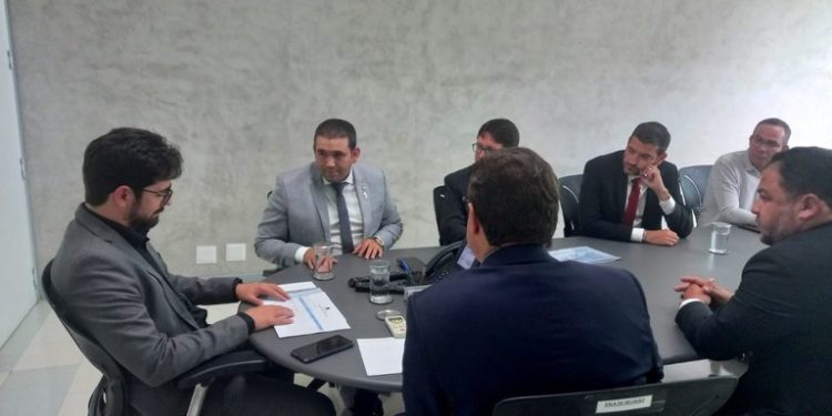 Governo apresenta Opera Paraíba para áreas técnicas do Ministério da Saúde