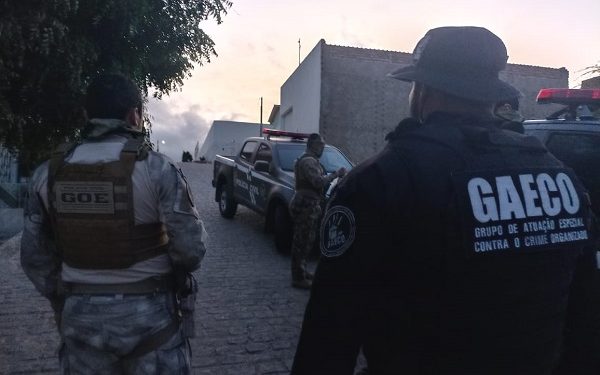 GAECO participa de operação que apura lavagem de dinheiro em igrejas