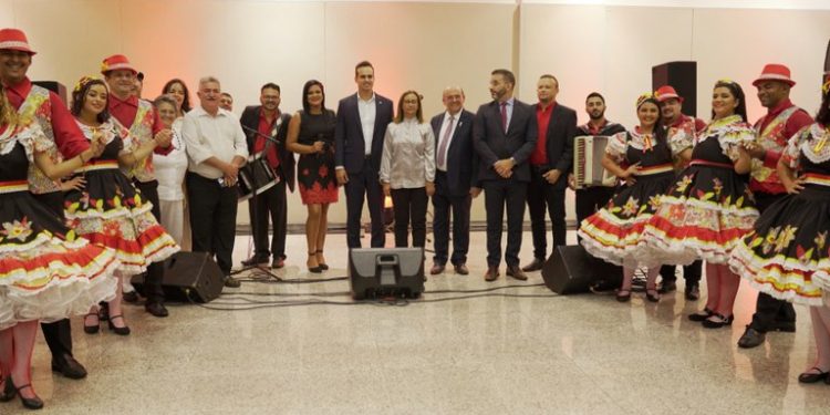 Vice-governador participa de abertura do Festival de Cultura Chinesa e destaca importância da parceria entre a Paraíba e o país asiático