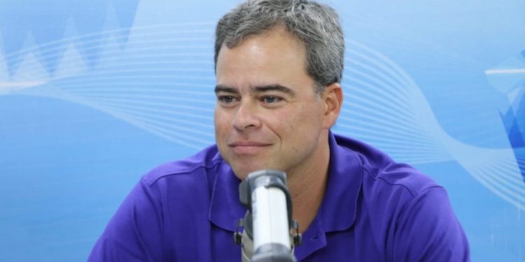 Vitor Hugo cita George Morais como seu possível sucessor na Prefeitura de Cabedelo