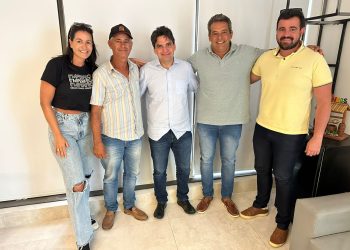 Murilo Galdino discute pautas municipalistas com gestores e lideranças