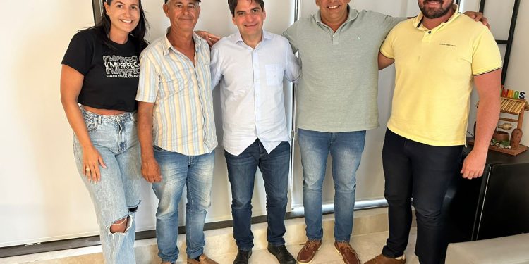 Murilo Galdino discute pautas municipalistas com gestores e lideranças