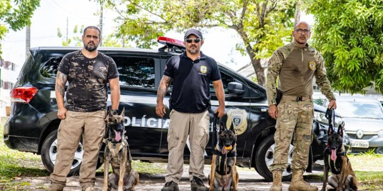 Delegado-Geral recebe policiais para anunciar implantação de Canil na Polícia Civil da Paraíba