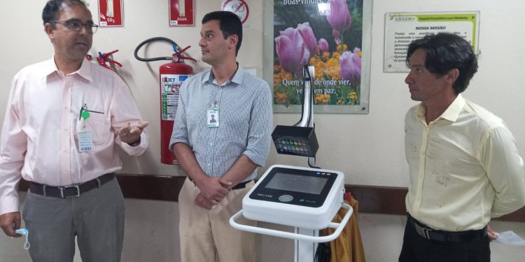 Primeiro do Estado a contar com o sistema, HULW adquire moderno aparelho para estimulação neuromuscular