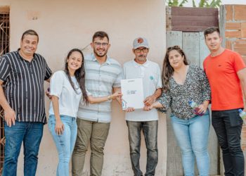 Bananeiras entrega escrituras remanescentes do programa Minha Casa de Papel Passado