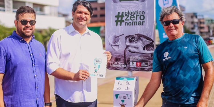 Prefeitura de João Pessoa disponibiliza saquinhos biodegradáveis para coleta de dejetos de animais na orla