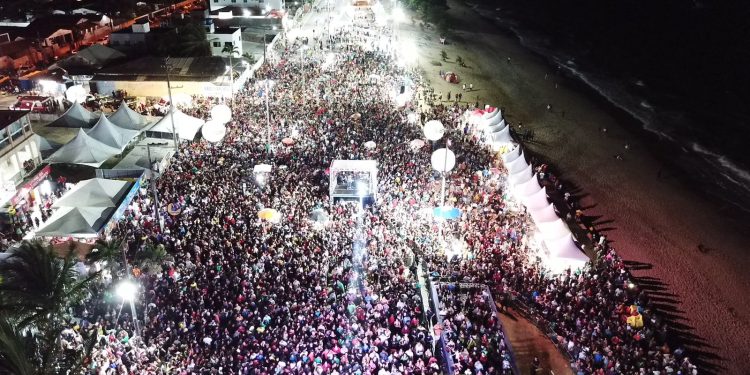 Saldo positivo: Projeto Verão 2023 de Conde movimenta comércio e ocupação da rede hoteleira chega a 100%