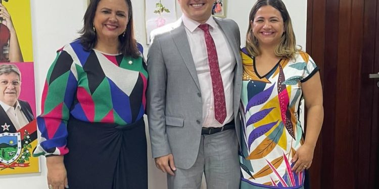 Deputado Gilbertinho solicita Patrulha Maria da Penha para cidade de Pombal