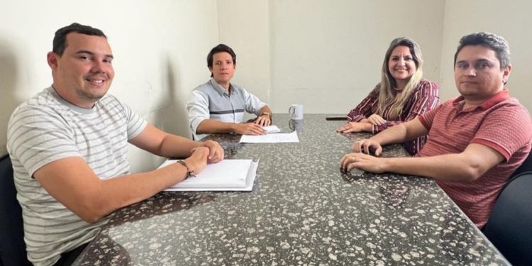 Pasta da Juventude e Procuradoria Municipal de Patos planejam primeira ação do Projeto Futuro Jovem