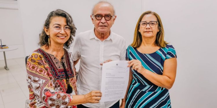 Prefeito firma parceria para construção de novo campus do IFPB na Capital