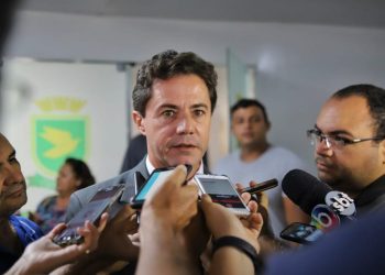 Veneziano parabeniza AeC por título de “maior geradora de emprego e renda da Paraíba”