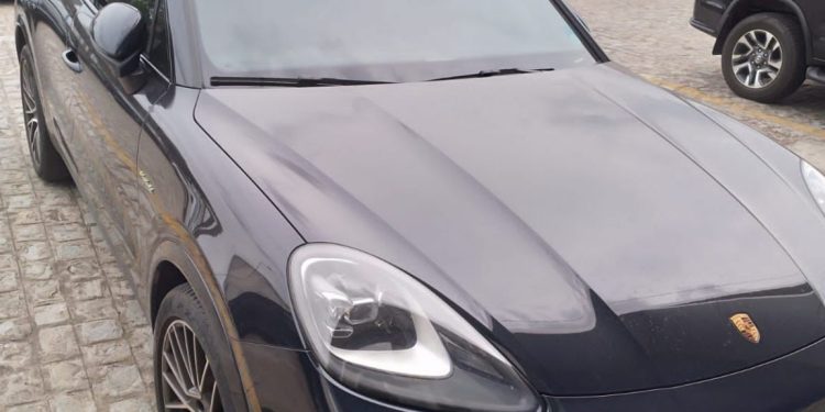 Polícia Federal apreende frota de carros de luxo de dono da Braiscompany