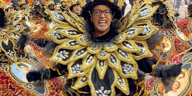 Dragões da Real exalta João Pessoa no desfile das Escolas de Samba de São Paulo