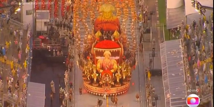 Dragões da Real exalta João Pessoa no desfile das Escolas de Samba de São Paulo