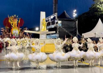 Dragões da Real fica a 0,2 ponto do título em São Paulo e participa do Desfile das Campeãs no sábado