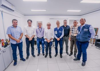 Cícero recebe superintendente do IBGE na Paraíba e debate projeto para troca de informações