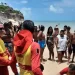 Mulher é salva de afogamento em praia de JP pelo Corpo de Bombeiros