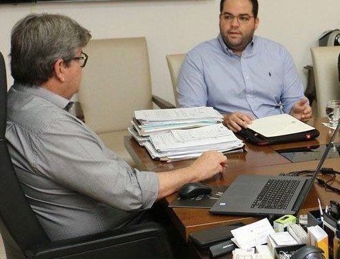 João Azevêdo nomeia Luiz Gustavo César como superintendente da PBSaúde