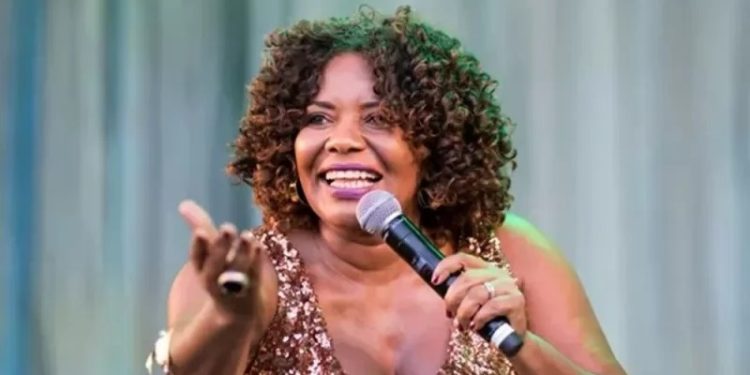 Margareth Menezes abre o Folia de Rua com transmissão da TV Câmara