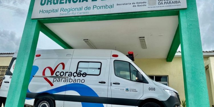 Hospital Regional de Pombal recebe nova ambulância para o programa “Coração Paraibano”
