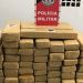 PM apreende mulher com 80kg de maconha em ônibus