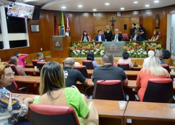 Vereador solicita câmeras para identificar quem abandona e mata animais no Almeidão