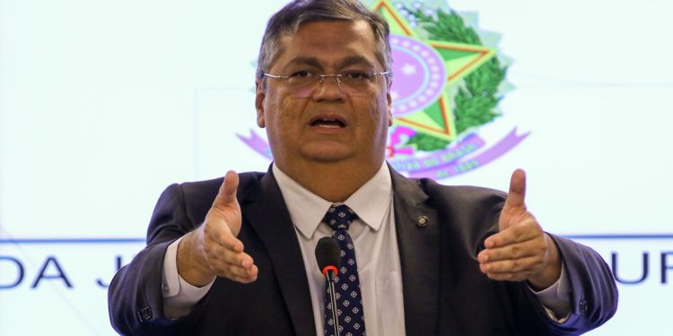 Dino determina novo inquérito sobre mortes de Marielle e Anderson