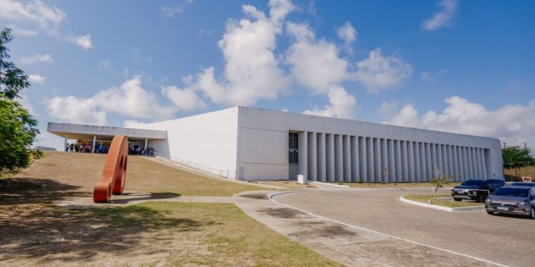 Cícero Lucena autoriza obras de reestruturação da Estação das Artes