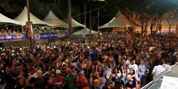 Bloco Tambiá Folia promove lazer gratuito aos moradores de um dos bairros mais antigos da Capital