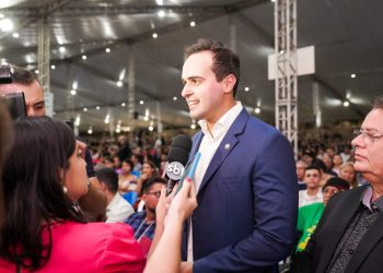 Vice-governador prestigia abertura do Encontro da Consciência Cristã em Campina Grande