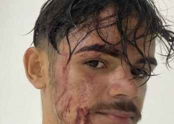 Cliente joga açaí em motoboy por atraso na entrega; trabalhador irá acionar a Justiça