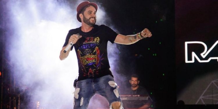 Babado Novo e Ramon Schnayder abrem programação de shows do Carnaval de Cabedelo