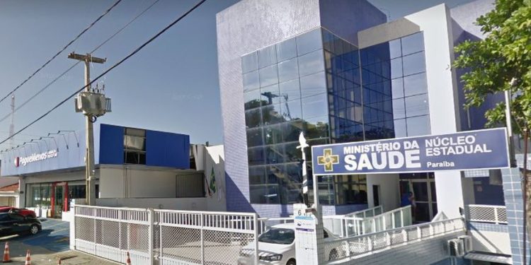 Nísia Trindade exonera superintendente do Ministério da Saúde na Paraíba