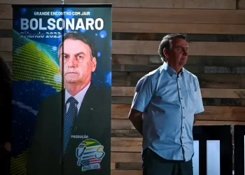 Bolsonaro considera “baixo” salário de R$ 33 mil que recebeu como presidente do Brasil