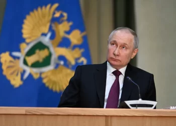 Tribunal Penal Internacional emite mandado de prisão contra Putin