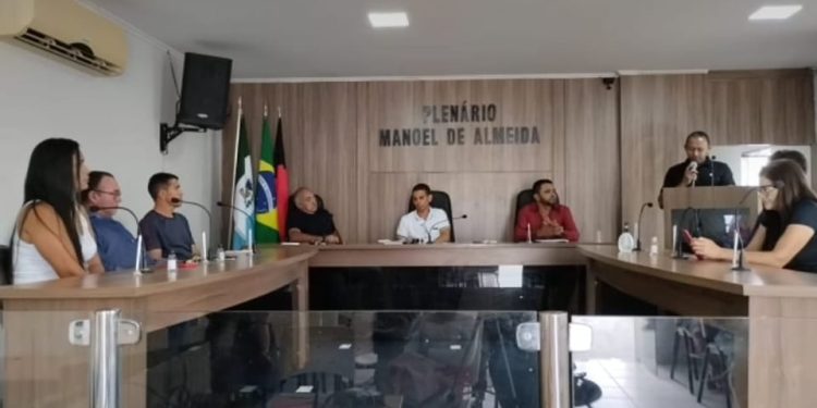 Câmara de Cacimbas aprova lei para custear procedimento cirúrgico do prefeito