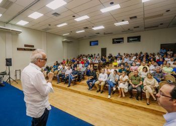 Cícero Lucena reúne equipe de governo para balanço de ações e apresentação de dois grandes programas da gestão