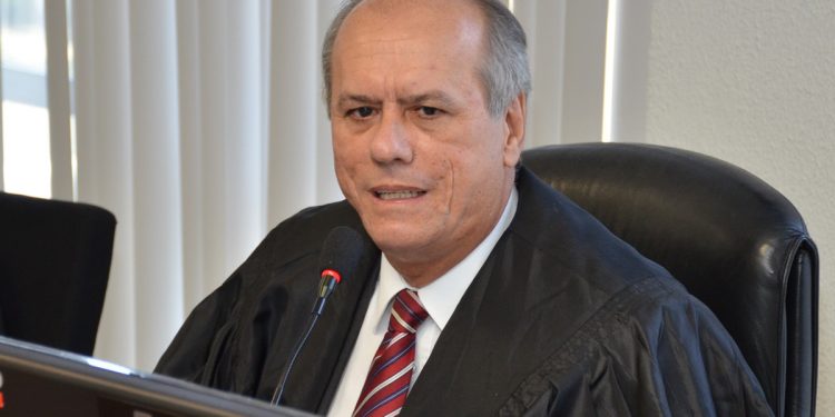 Desembargador Ricardo Porto mantém decisão sobre reintegração de posse no Polo Cabo Branco