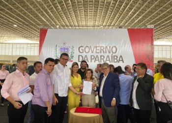 Mamanguape é contemplada com mais um ônibus para o transporte escolar