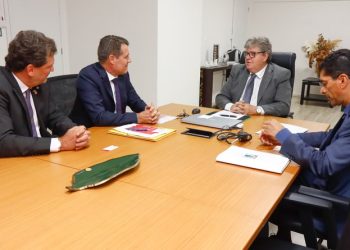 Governador da Paraíba e embaixador da Suíça no Brasil discutem parcerias e investimentos