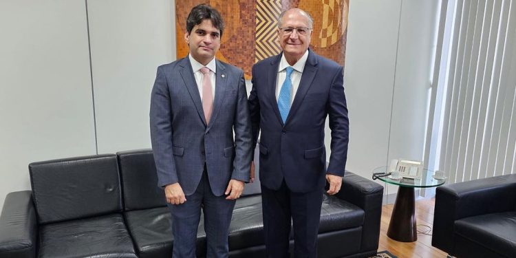 Em reunião com vice presidente da República, Murilo reforça pedido de conclusão da Adutora do Pajeú