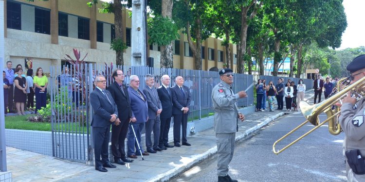 TCE-PB celebra 52 anos com cerimônia em que servidores foram os grandes homenageados
