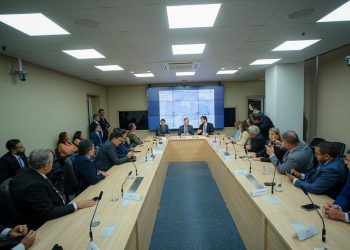 Veneziano articula audiência de comitiva de CG com Ministro dos Transportes para tratar da duplicação da BR 230