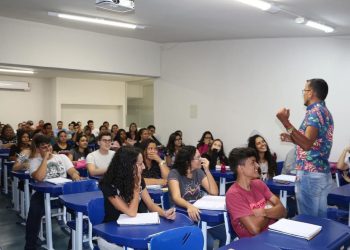 Escola do Legislativo da ALPB abre inscrições para cursinho Pré-Enem e lança curso de jornalismo político